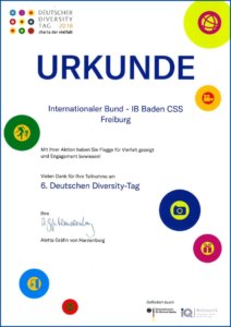 Die Carlo Schmid Schule in Freiburg hat eine Urkunde für die Teilnahme am Diversity Day erhalten